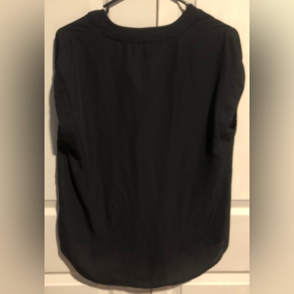 Women’s black semi sheer sleeveless high low shirt size medium - Picture 2 of 8